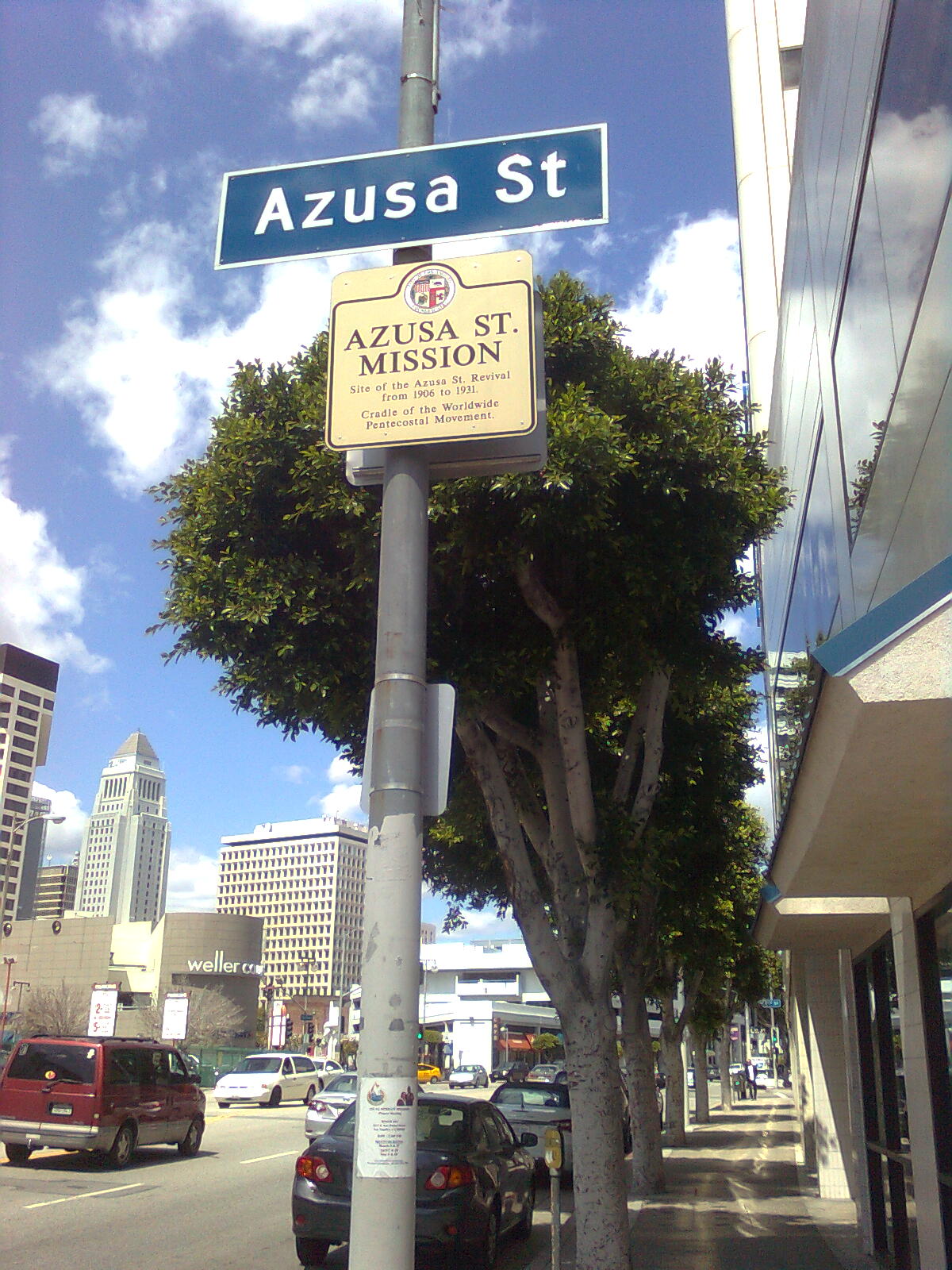 Street sign at Azusa in Los Angeles (14 April 2012)
